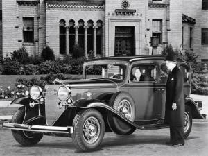 1932 LaSalle Sedan by Fisher